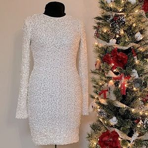 WinterWhite Rachel Zoe Long-Sleeved Sequined Mini Cocktail Dress